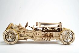 Ugears 3D dřevěné mechanické puzzle U9 Auto (Grand Prix)