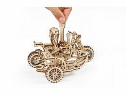 Ugears 3D dřevěné mechanické puzzle UGR-10 Motorka (scrambler) s vozíkem