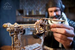 Ugears 3D dřevěné mechanické puzzle Létající stroje