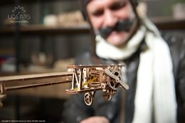 Ugears 3D dřevěné mechanické puzzle Létající stroje