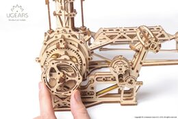Ugears 3D dřevěné mechanické puzzle Létající stroje