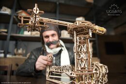 Ugears 3D dřevěné mechanické puzzle Létající stroje