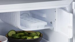 Mini lednice - DOMO DO906K, Objem: 41 l, Třída: E