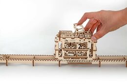 Ugears 3D dřevěné mechanické puzzle Kabinová lanovka s tratí