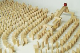 EkoToys Dřevěné domino přírodní 830 ks