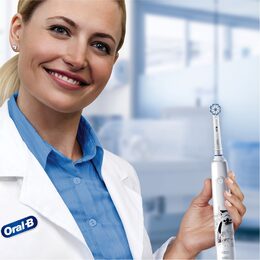PRO 3 JUNIOR STAR WARS KARTÁČEK ORAL B