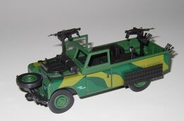 Stavebnice Monti 29 Commando Land Rover 1:35 v krabici 22x15x6cm