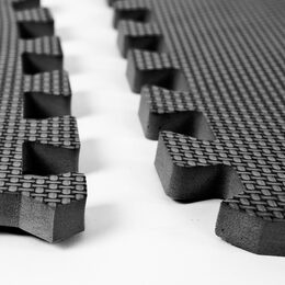 Spokey SCRAB-Podložka puzzle pod fitness vybavení, 1,2 cm_černá 4 kusy 61x61 cm