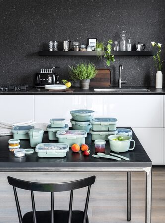 Dóza Curver To Go Lunch Kit 1,1L čtvercová