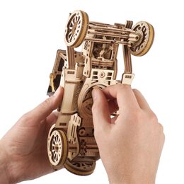 Ugears 3D dřevěné mechanické puzzle Historický automobil UGR-T