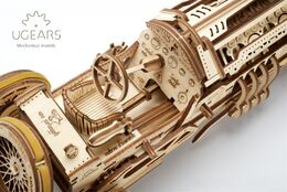 Ugears 3D dřevěné mechanické puzzle U9 Auto (Grand Prix)