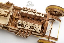 Ugears 3D dřevěné mechanické puzzle U9 Auto (Grand Prix)