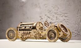 Ugears 3D dřevěné mechanické puzzle U9 Auto (Grand Prix)