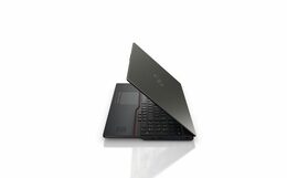 Ntb Fujitsu LifeBook E5512A R5-5675U, 15.6", 1920 x 1080 (FHD), RAM 8GB, SSD 256GB, AMD Radeon Graphics , FPR, Microsoft Windows 11 Pro  - černý