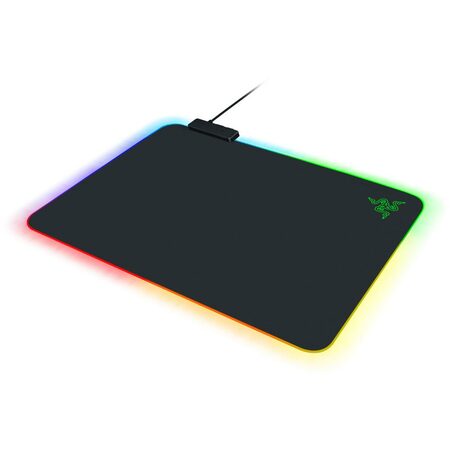 FIREFLY V2 Gaming Mouse Mat RAZER