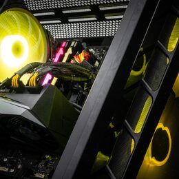 Grunex UltraGamer 2023 W11 HOME LYNX