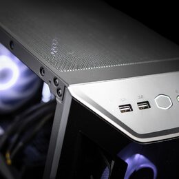 Grunex UltraGamer 2023 W11 HOME LYNX