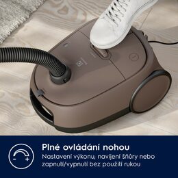 EB61C3WBL SÁČKOVÝ VYSAVAČ ELECTROLUX