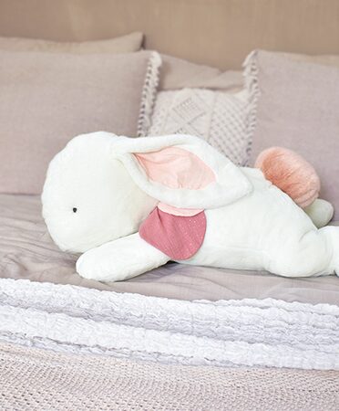 Doudou Plyšový králík s tmavě růžovou bambulkou 80 cm