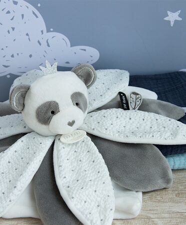 Doudou Dárková sada - plyšový muchláček panda 26 cm