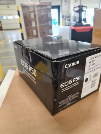 CSC fotoaparát Canon EOS R50 + RF-S 18-45 IS STM + RF-S 55-210 mm F5-7.1 IS, černý