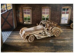 Ugears 3D dřevěné mechanické puzzle Sportovní auto Rapid Mouse