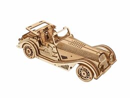 Ugears 3D dřevěné mechanické puzzle Sportovní auto Rapid Mouse
