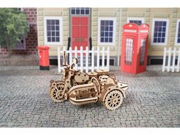 Ugears 3D dřevěné mechanické puzzle Vojenské nákladní auto