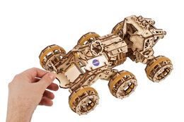 Ugears 3D dřevěné mechanické puzzle Mars Rover