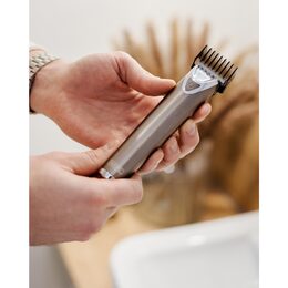 Wahl 09864-016 LI Stainless Steel Advanc