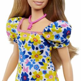 Panenka Mattel BRB Modelka - šaty s modrými a žlutými květinami