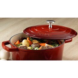 KELA Pekáč litinový s poklicí CALIDO 24 cm červená KL-11941