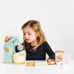 Le Toy Van Kuchyňský robot s příslušenstvím