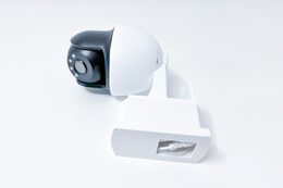 Držák na stěnu/strop s kabelovou krytkou pro kamery VIGI C540, bílý