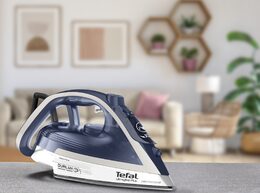 Napařovací žehlička Tefal Ultragliss Plus FV6812