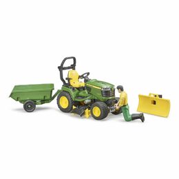 Bruder Zahradní traktor John Deere X949 se zahradníkem - poškozený obal