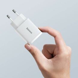 Rychlonabíječka do sítě Baseus Compact USB+USB-C 20W bílá