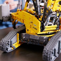 Pásový jeřáb Liebherr LR 13000 42146