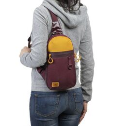 Riva Case 5312 sportovní batoh pro elektroniku, vínově červený