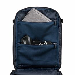 Riva Case 8461 cestovní batoh na notebook 17.3", černý