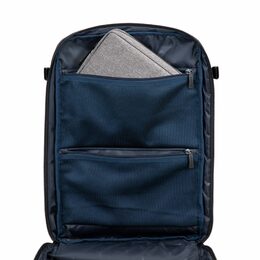 Riva Case 8461 cestovní batoh na notebook 17.3", černý