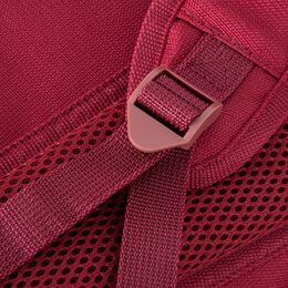 Riva Case 5432 Urban střední sportovní batoh 16l, červený