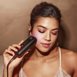 Silk'n duální LED obličejová maska Dual