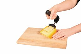 Kuchyňský nůž na sýr se zahnutou rukojetí Vitility 70210160