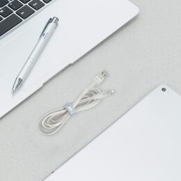 Riva 6001 TR1 Mfi Apple Lightning kabel 1,2m, transparentní