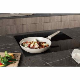 BERLINGERHAUS Pánev s titanovým povrchem 28 cm Sahara Collection BH-8054