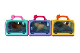 Pes/Pejsek v přepravním boxu plast/látka 13cm s doplňky 9ks v boxu