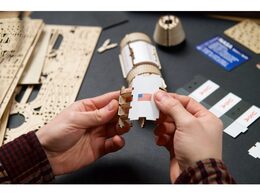 Ugears 3D dřevěné mechanické puzzle NASA, Saturn V