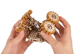 Ugears 3D dřevěné mechanické puzzle NASA, Lunární vozítko