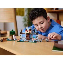Vlčí pevnost 21261 LEGO